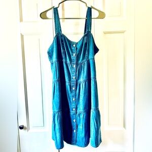 Levi’s Button-Front Tiered Blue Denim Dress Size Medium NWOT